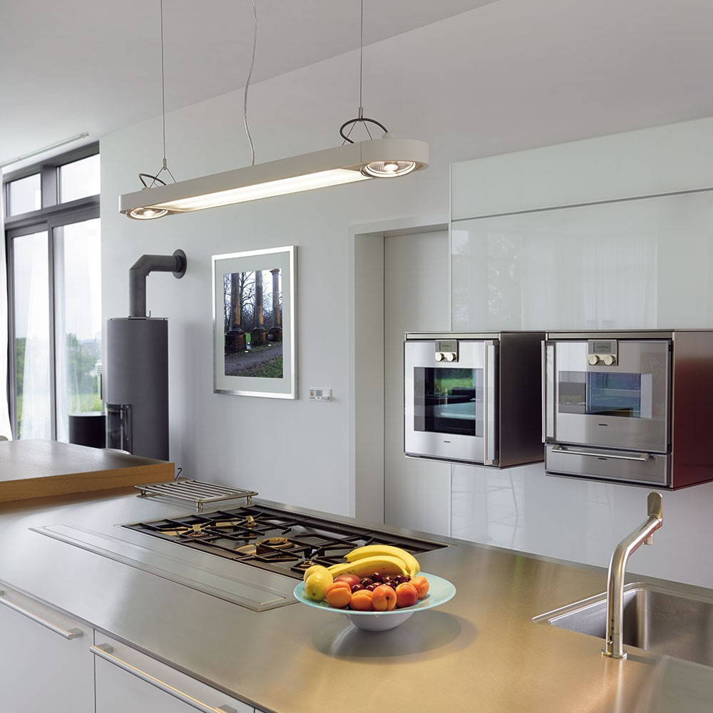 Grande suspension moderne blanche en alu lampe avenue