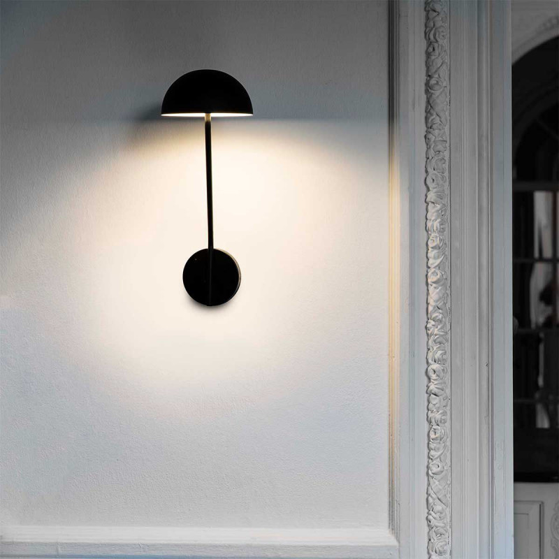 Applique noire épurée