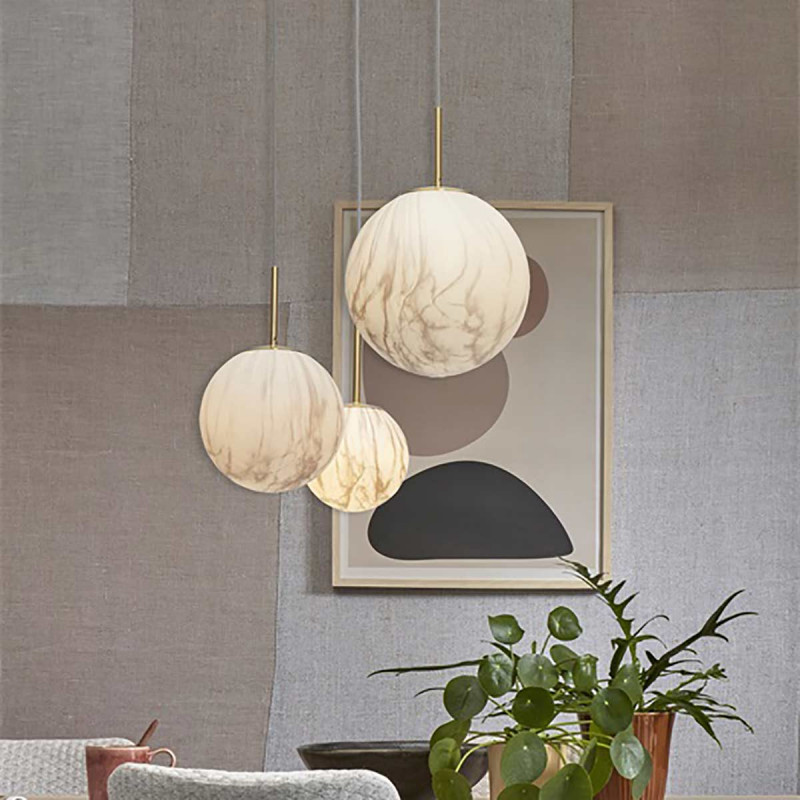 Lampe suspendue effet marbre blanc et métal doré taille M