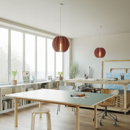 Suspension avec abat-jour elliptique rouge