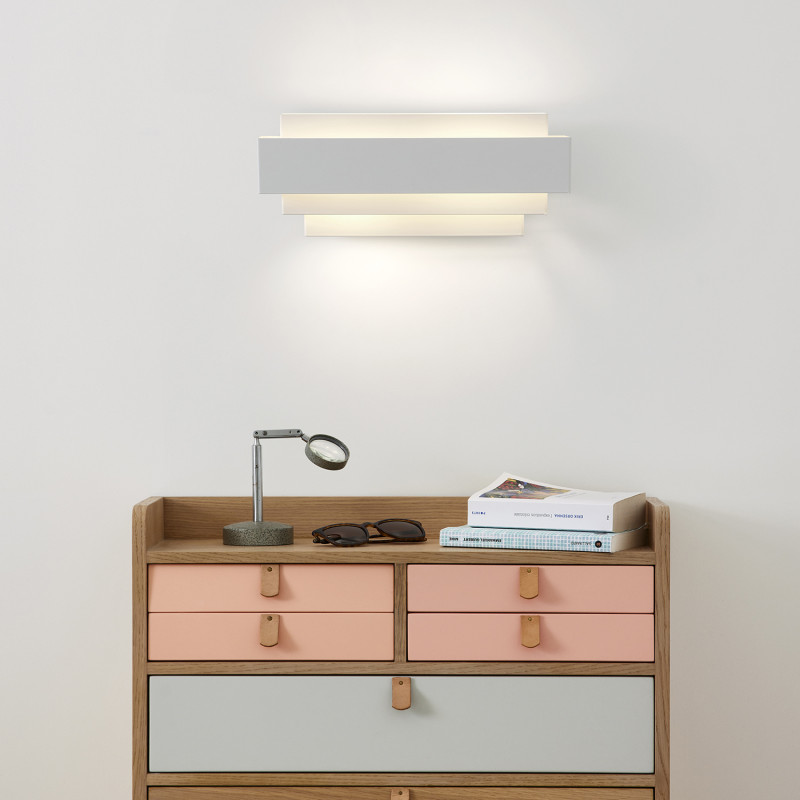 Applique murale escalier blanche