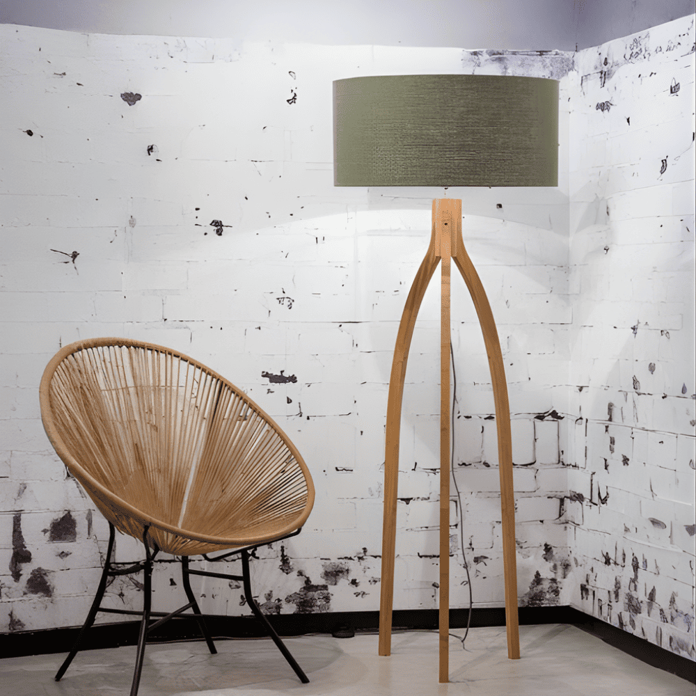 Lampe haute salon verte