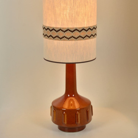 Lampe marron rustique