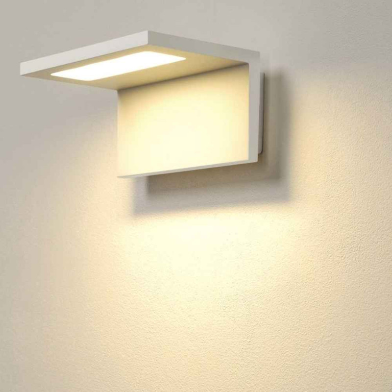 Applique extérieure blanche