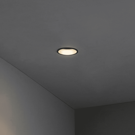 Spot moderne noir