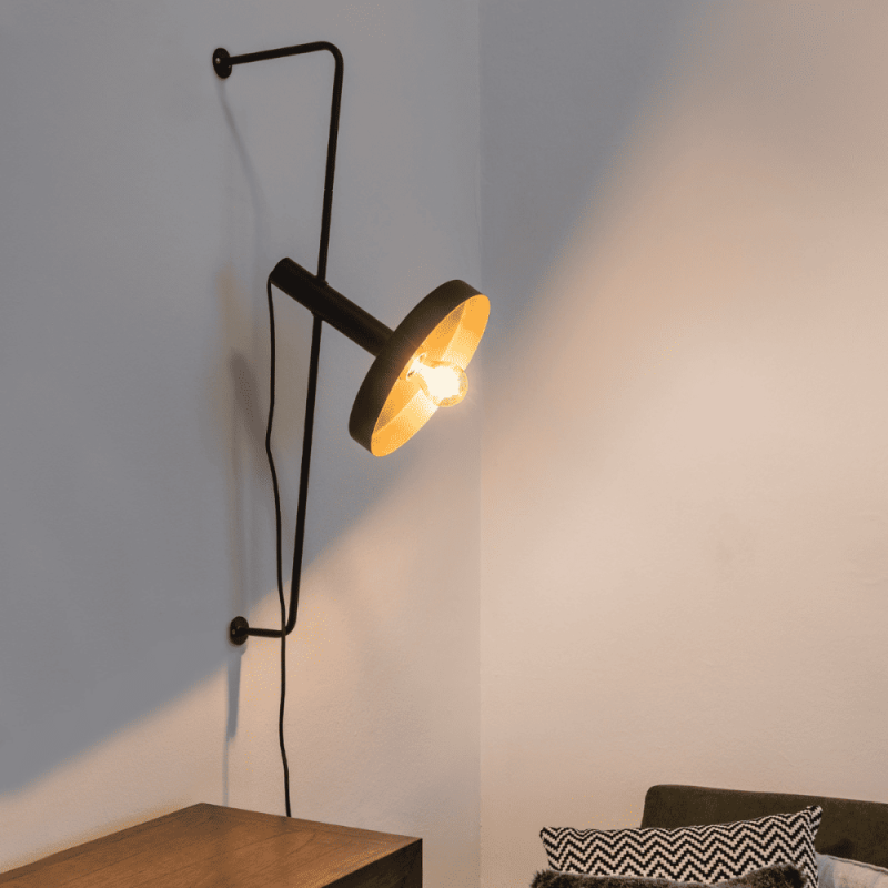 Applique noire ajustable