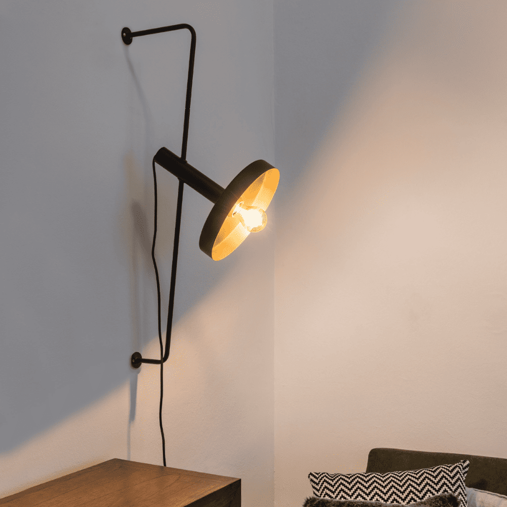 Applique noire ajustable