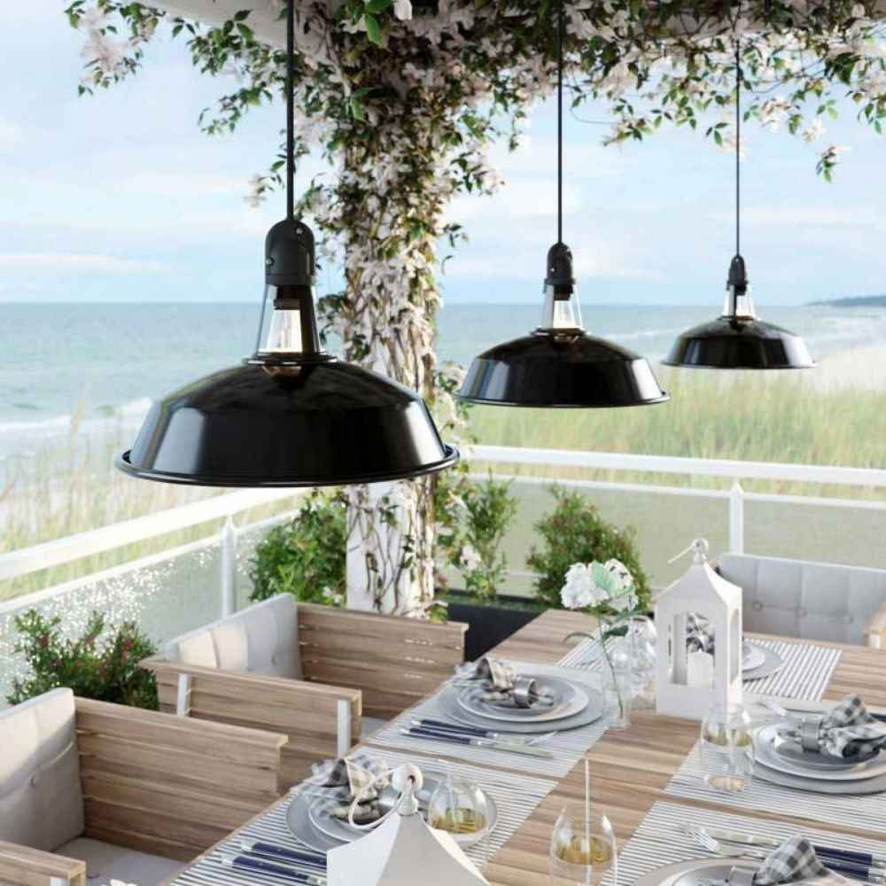 suspension bistrot noire d exterieur