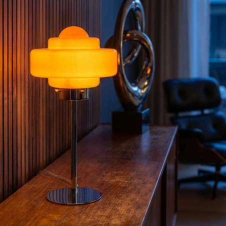 Lampe rétro futuriste