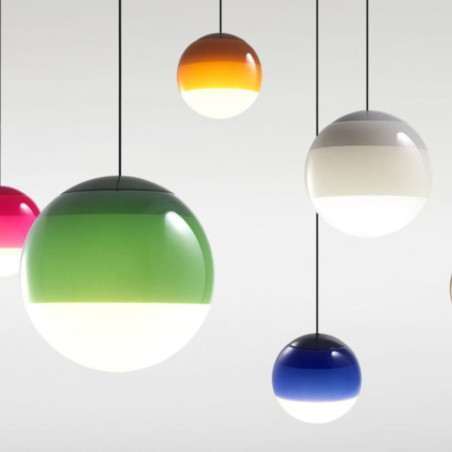 Suspension en verre soufflé et polycarbonate